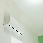 Seventeen Apartment *