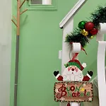 Seventeen Apartment